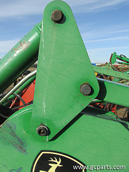 740 LOADER 7FT W/ GRAPPLE